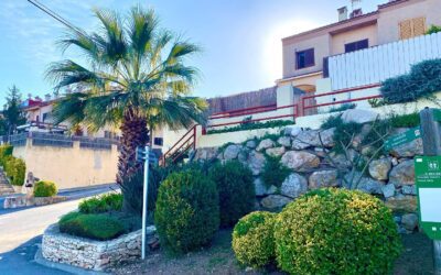 Mantenimiento de jardines exteriores en Riera de Gaiá
